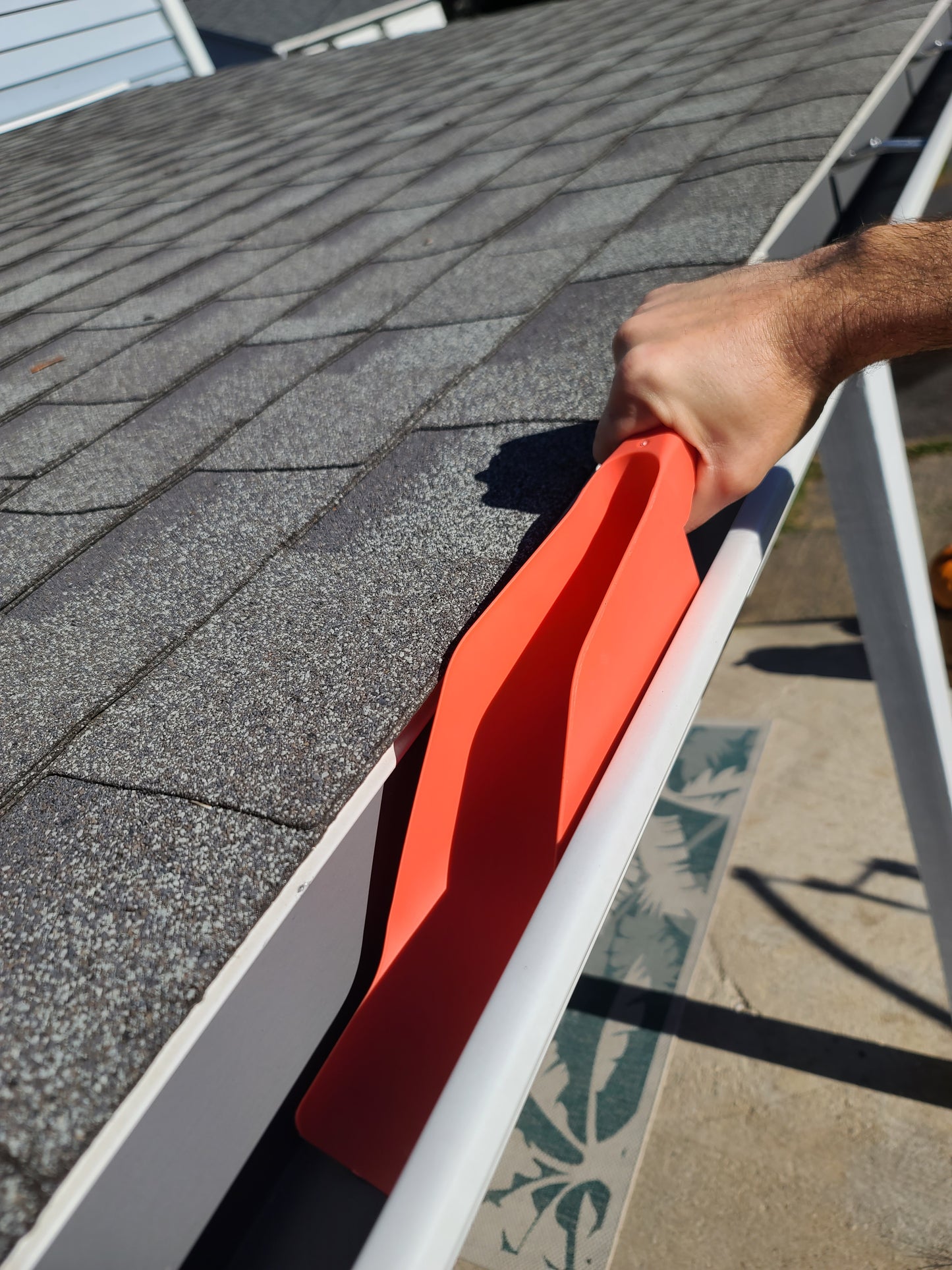 Gutter Cleaning Scoop, Handheld 15.75" x 3" Gutter Getter